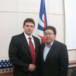 tn_Tsakhiagiin Elbegdorj PRESIDENT OF MONGOLIA i Radoslaw Prandota